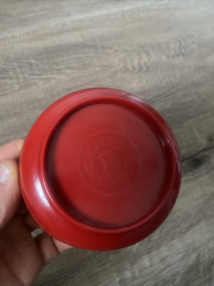 Crooks and castles classic ashtray red Used