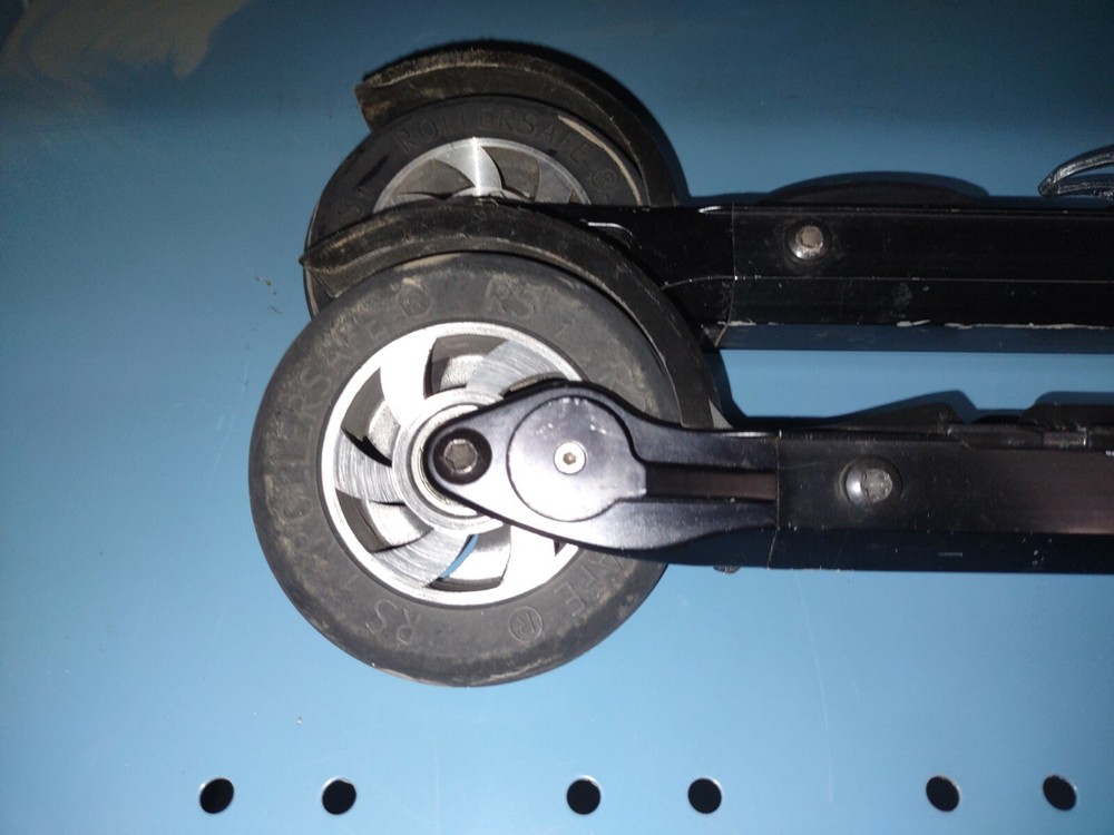 Rollersafe Skate Rollerskis with electric brakes- excellent