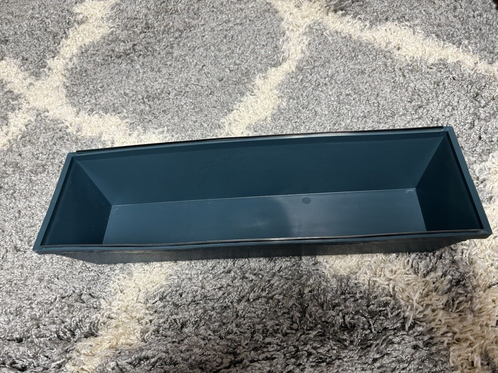 Anvil Plastic Mud Pan 14 in / 35.5 cm