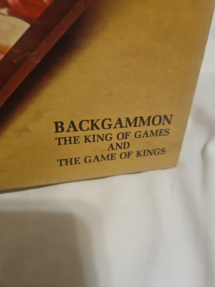 E.S. Lowe/Milton Bradley Tournament Backgammon Set Game, E4314