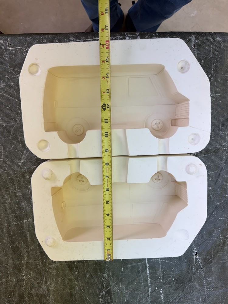 VINTAGE SCIOTO CERAMIC MOLD #31 SUPERVAN