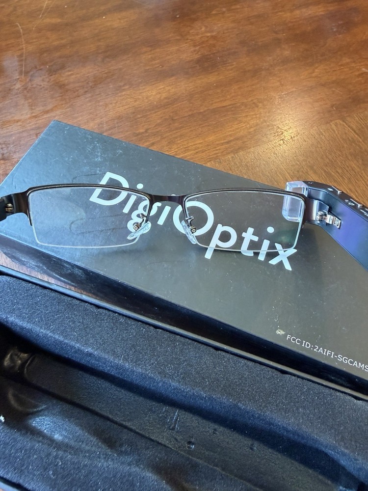 DigiOptix glasses