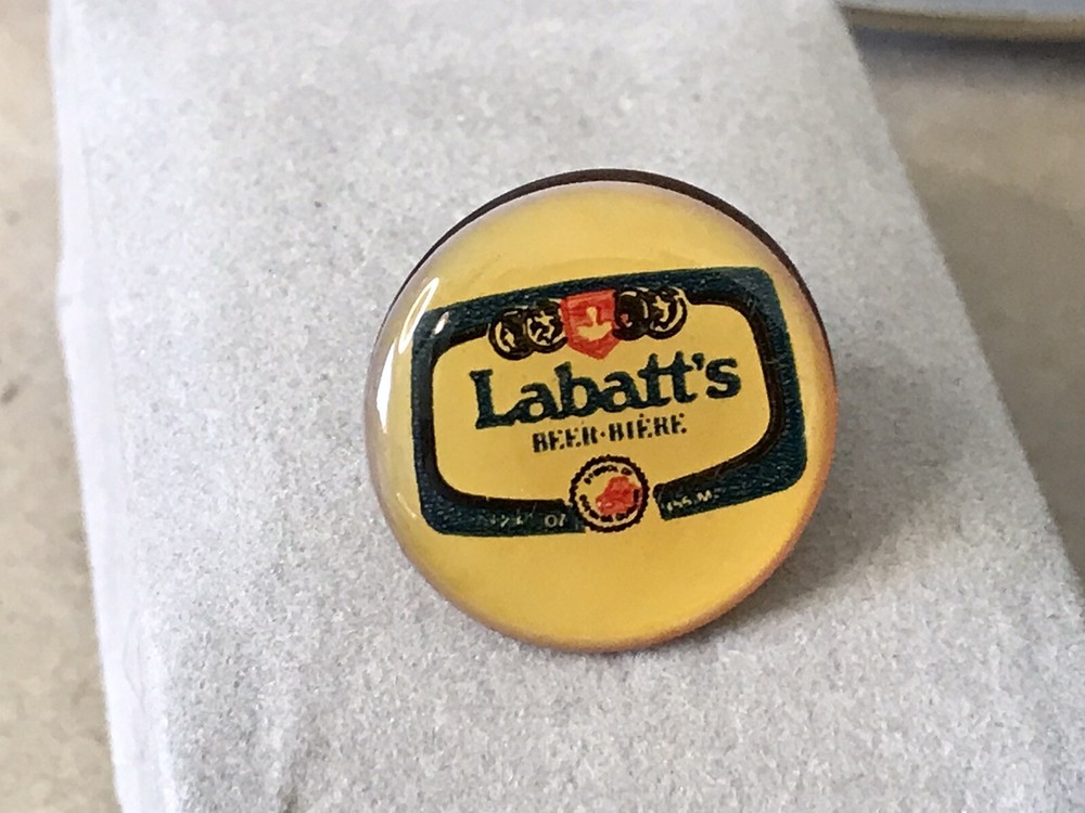 Vintage Labatts Beer Lapel hat tie Pin
