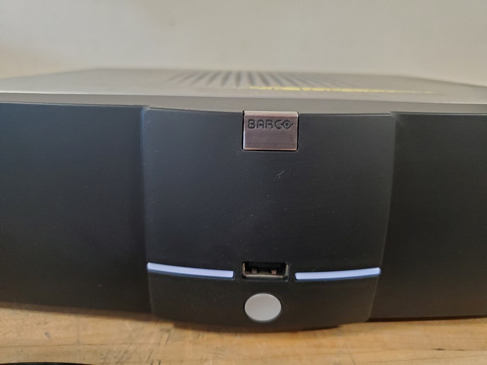 Barco ClickShare CSC-1 Base Unit Wireless Presentation System w/ 4 Buttons