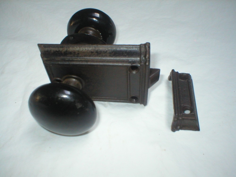 Antique Surface Mount Door Hardware with Porcelain Knobs