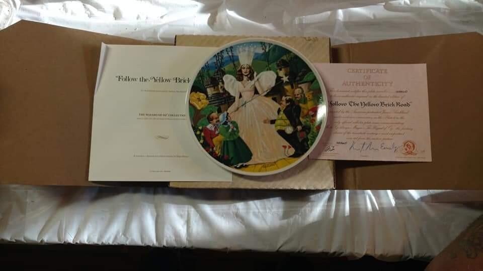 wizard of oz plate set