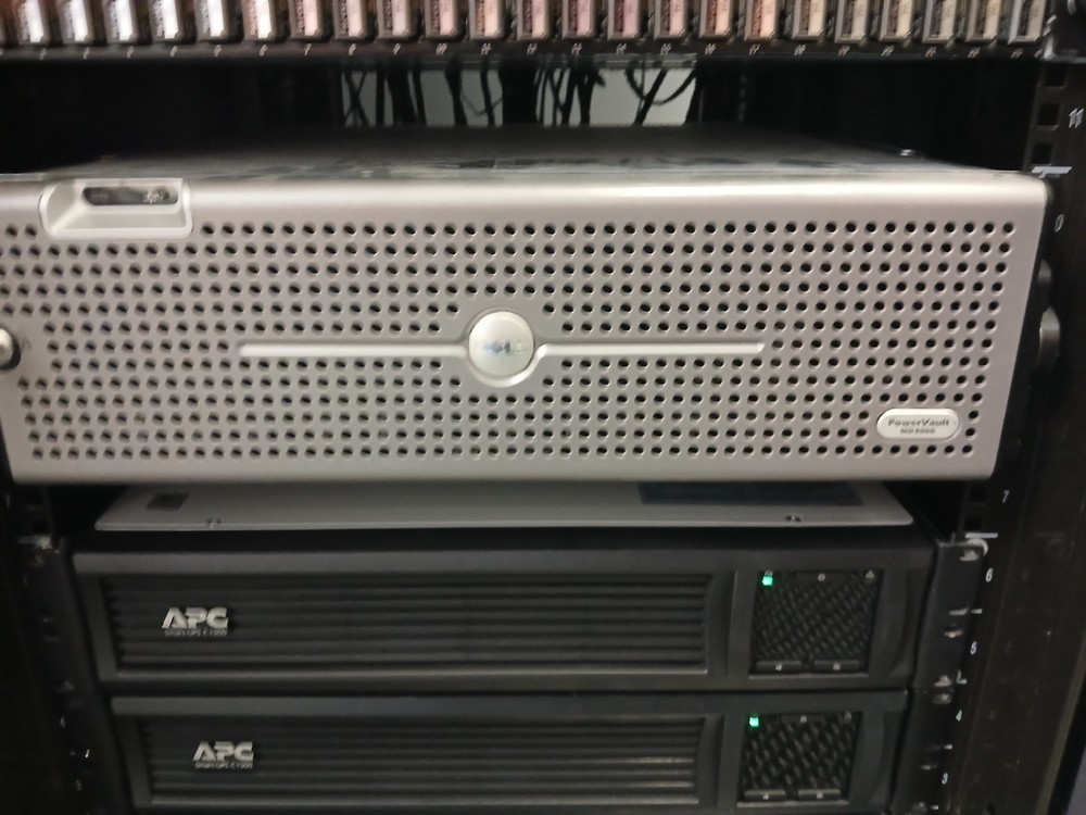 Dell Powervault MD3000 15-BAY 3.5" SAN Storage Array