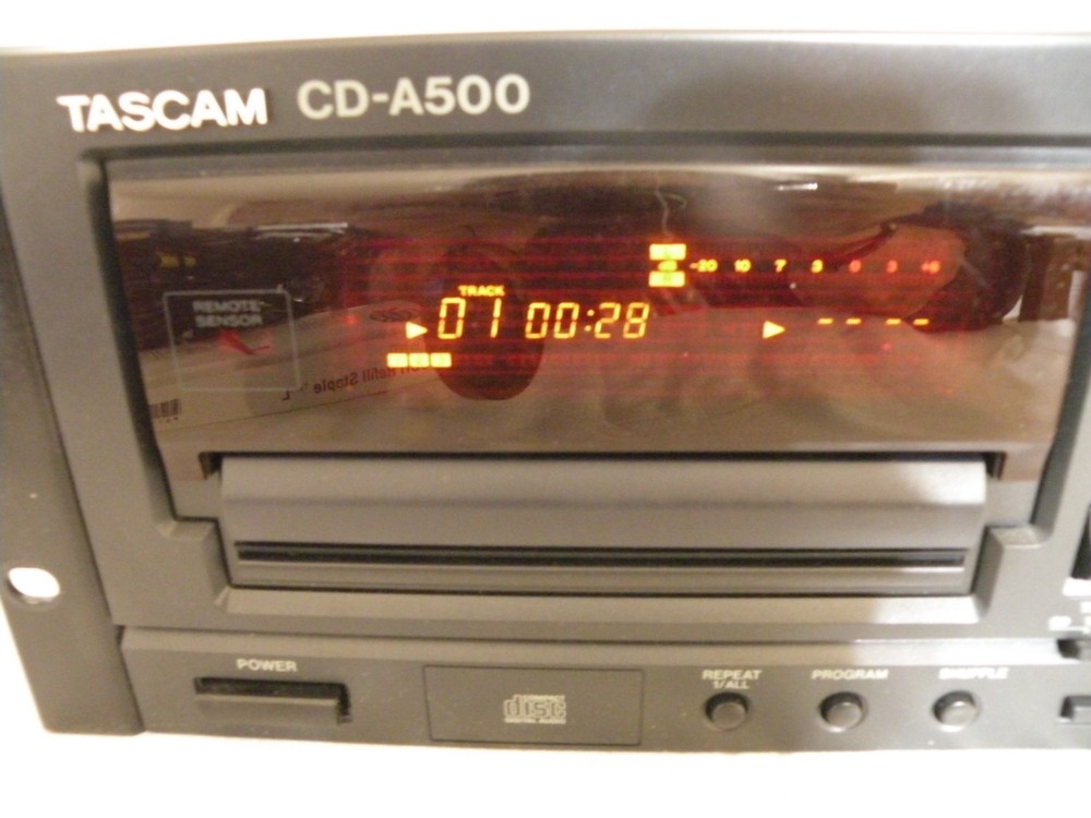 Tascam CD-A500, Professional CD Cassette Deck Player. Tested Works Fine