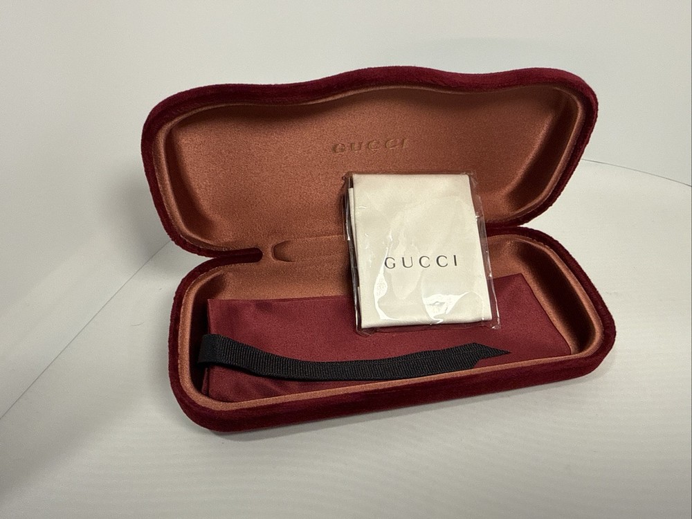 Gucci, RED, Small, Velvet Clamshell Case