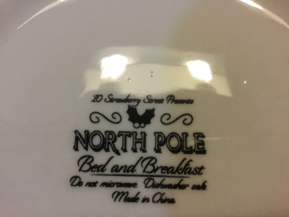 10 Strawberry St. Presents North Pole Bed & Breakfast Large Cookie Storage Box