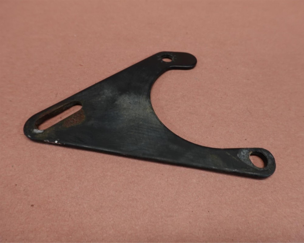 2001-2006 Harley Davidson Electra Glide FLHTCSE Starter Exhaust Header Bracket