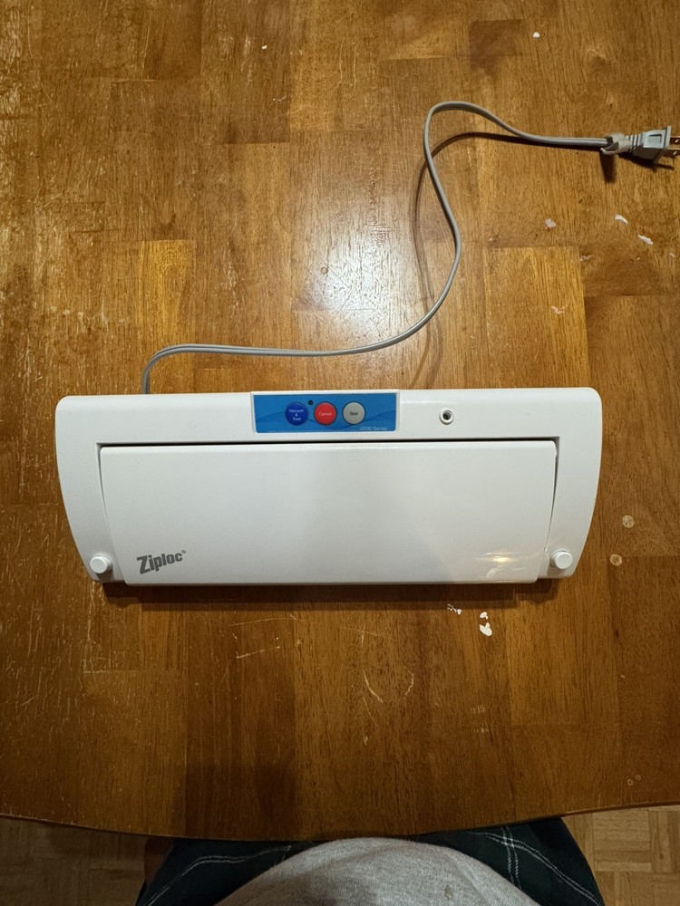 Ziploc V200 Vacuum Sealer food freezer storage