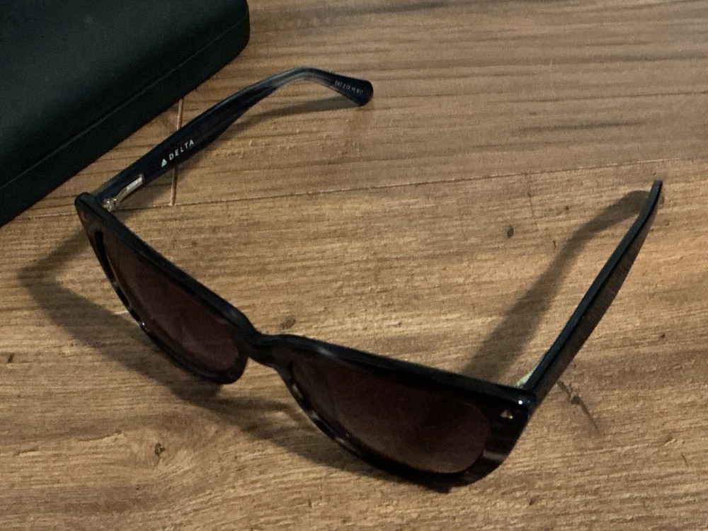 Delta Airlines Blue Marble Sunglasses with Emblem and Case