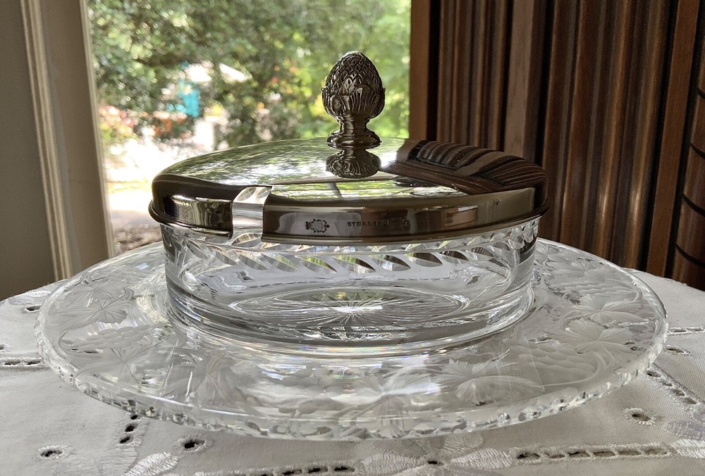 WM.DURGIN STERLING SILVER & PAIRPOINT ENGRAVED GLASS CRACKER CHEESE PLATE C.1905