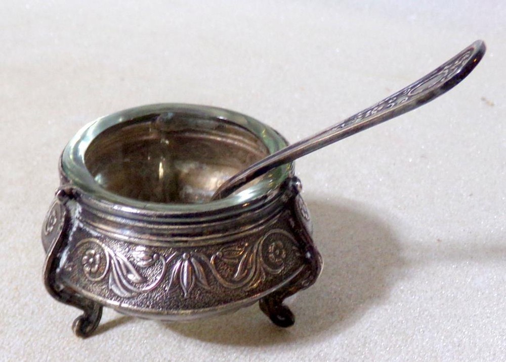 Victorian Era Silverplate Master Hommet Salt Cellar