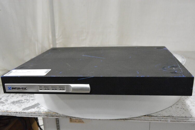 Inter-Tel 5000 580.1001 Communication Unit with 3*DEM-16 SEE NOTES