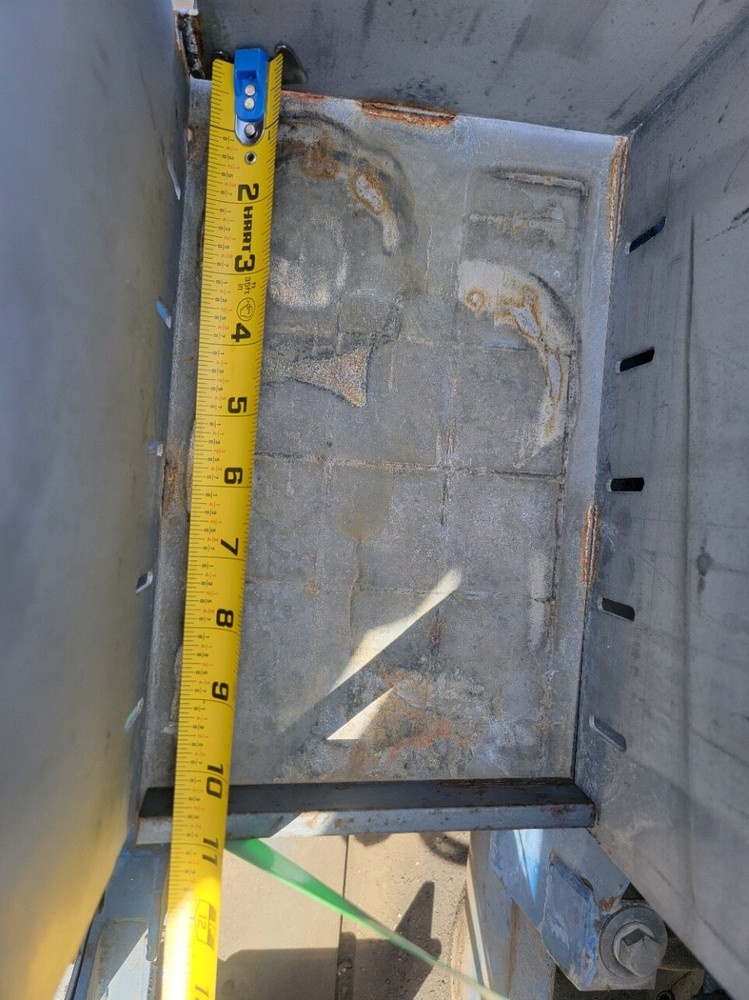 LARGE CONCRETE GRINDER