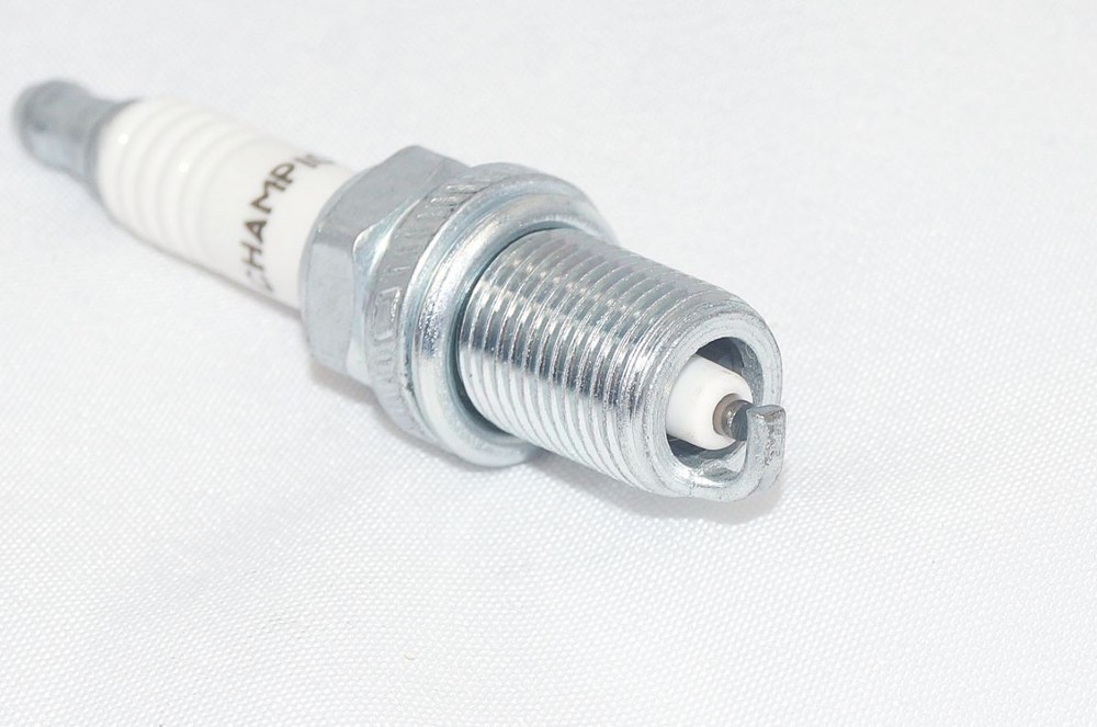 Champion Copper Plus Spark Plug 980 XC92YC