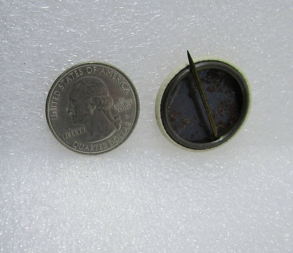 Vintage Member Button Pin