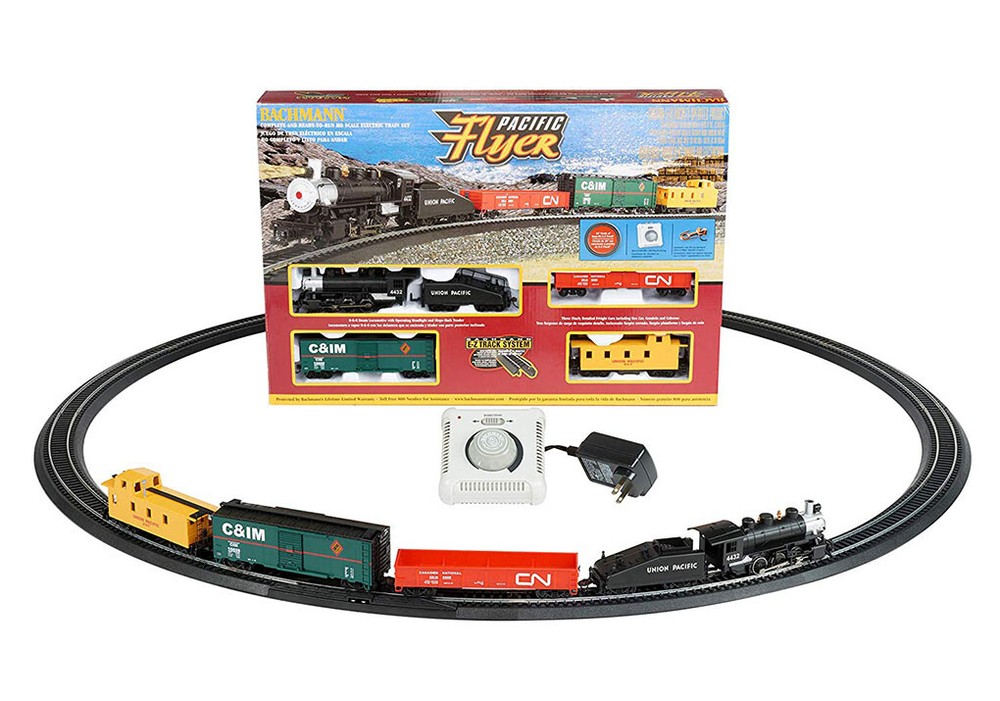 Bachmann HO Scale 00692 Pacific Flyer Electric Train Set NEW