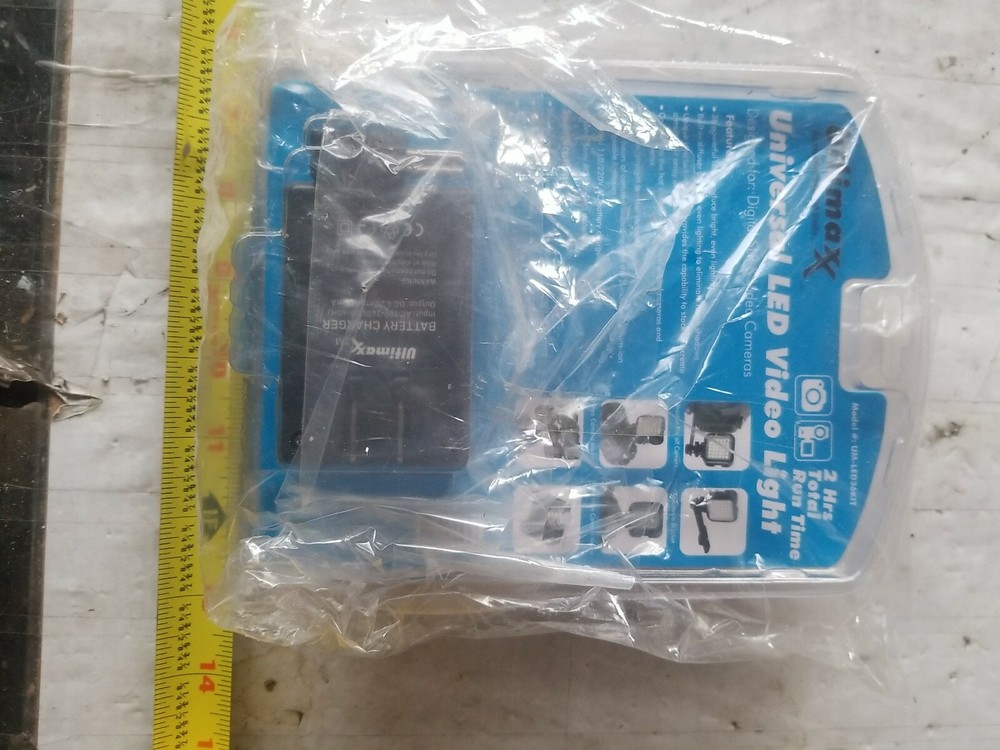 Ultimaxx Universal LED Video Light Studio Series - model# UM-LED36KIT