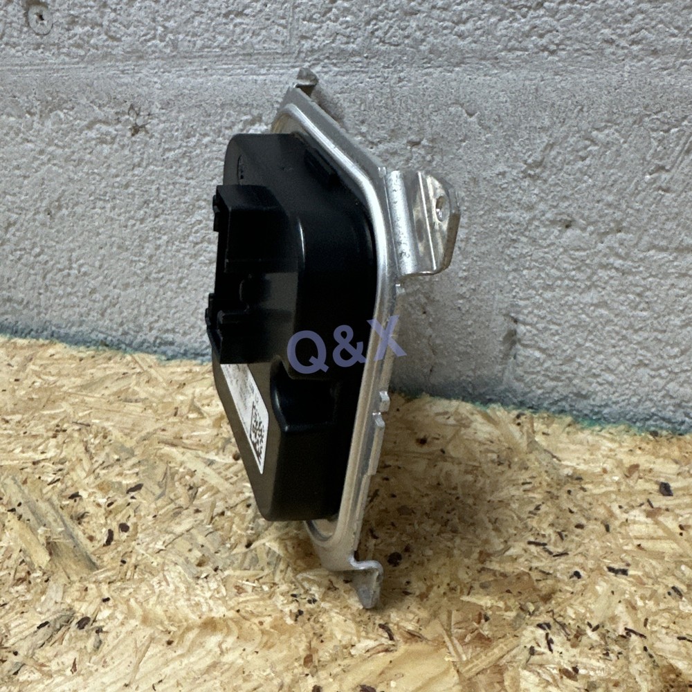 OEM 16-19 Nissan Sentra LED Module 260558608R Control Light Computer LDM