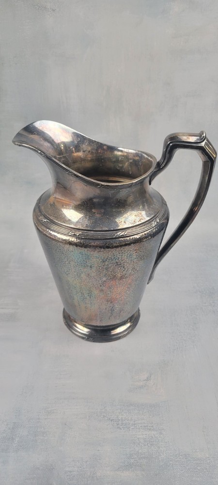 Vtg Silverplate 1928 Reed & Barton Water Pitcher Jug Hammered Pattern 5585