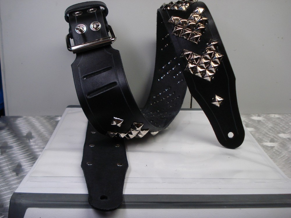 LEATHER STRAP PYRAMID STUDS BUCKLE UP .(MDLS0196)..... DISBELIEF