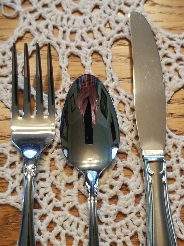 ONEIDA STAINLESS FLATWARE CHATELAINE 3 PIECE YOUTH SET EXCELLENT CONDITION!