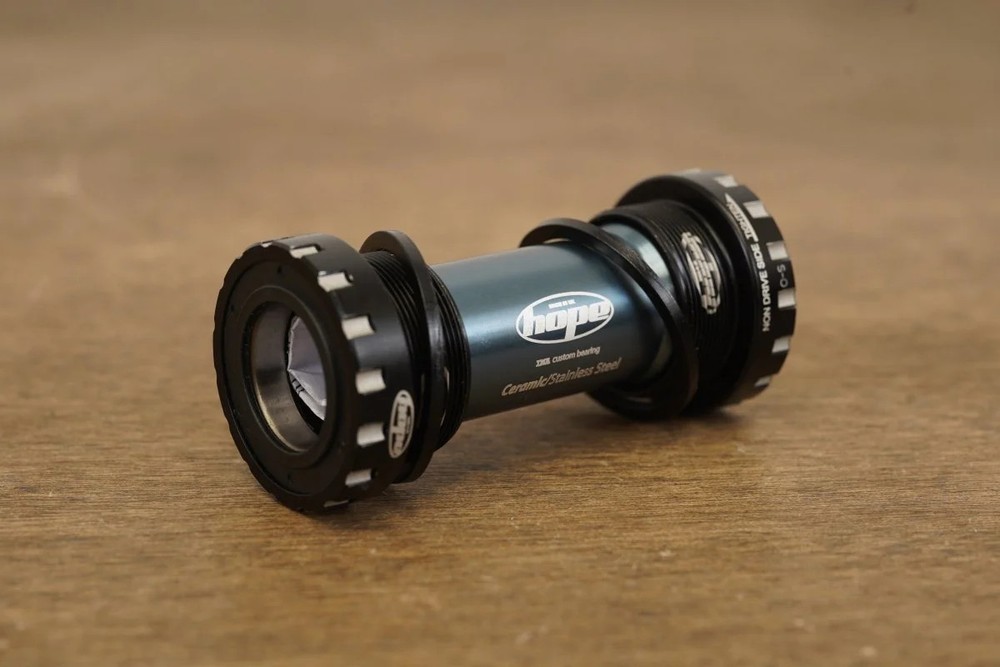 Hope 68/73mm BSA Threaded 24mm Road Bottom Bracket