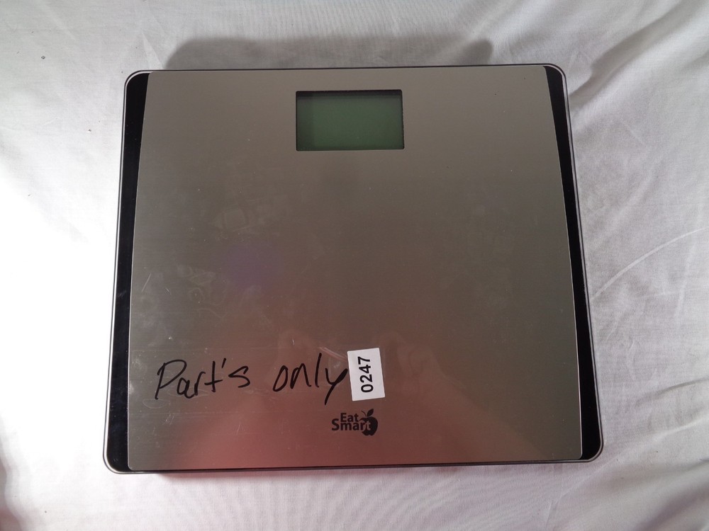 EatSmart Precision 550 Pound Extra-High Capacity Digital Bathroom Scale(D10-247)