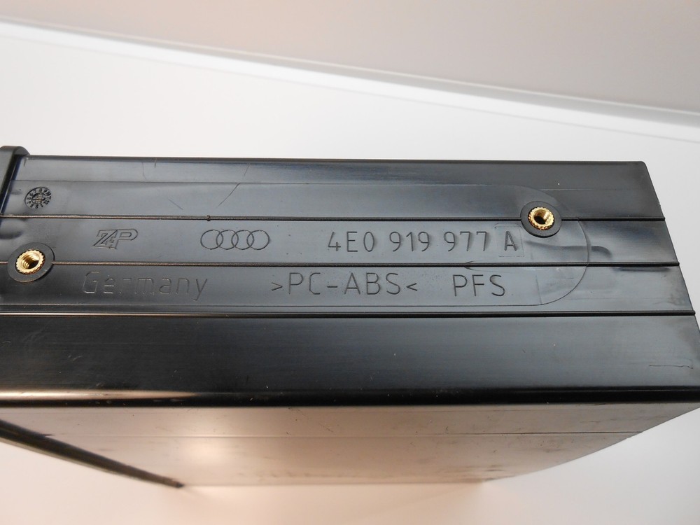 2006-2010 AUDI A8 GPS NAVIGATION DVD CD PLAYER 4E0919977A RL0208