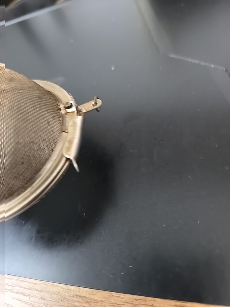 #2 Winco - 2 3/4 in Tea Infuser Ball