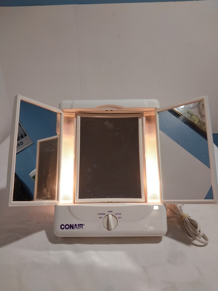 Conair Illumination Series Panel Lighted Make-up Mirror Light Settings
