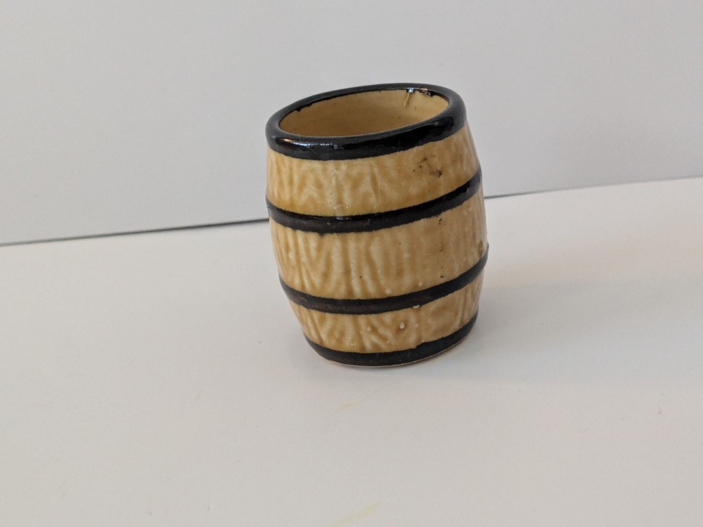 Mini Ceramic Barrel Shot Glas 2"