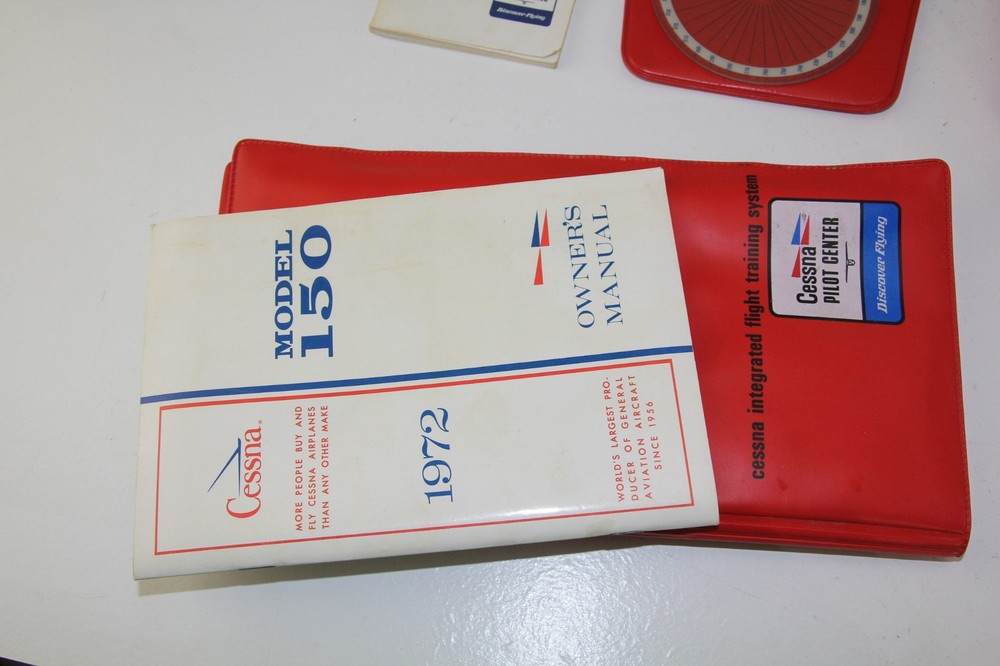 Vintage 1972 Cessna 150 Plane Flight Computer, Manual, Maps Training System Bag