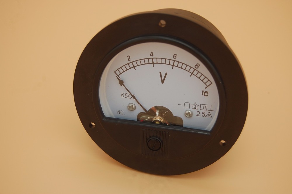 DC 0-10V Round Analog Voltmeter Voltage Panel meter Dia. 90mm directly Connect