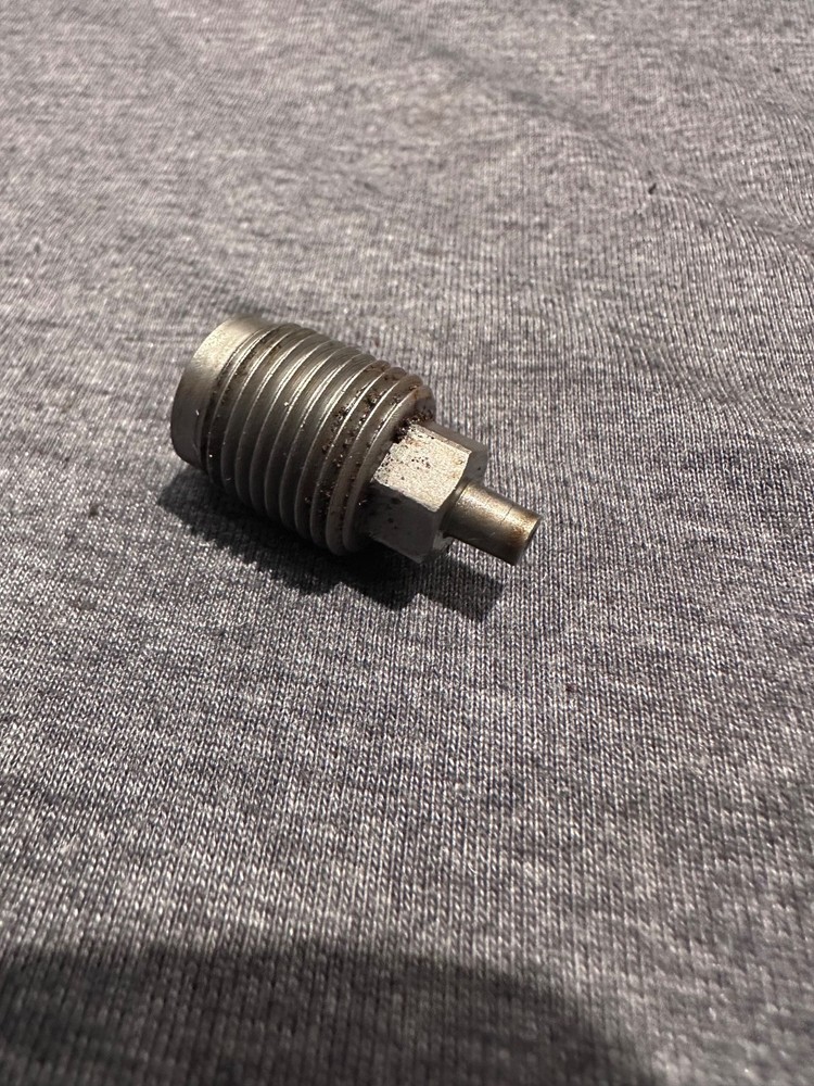 White Muzzleloading Systems G Series  Breech Plug #11 Cap RARE