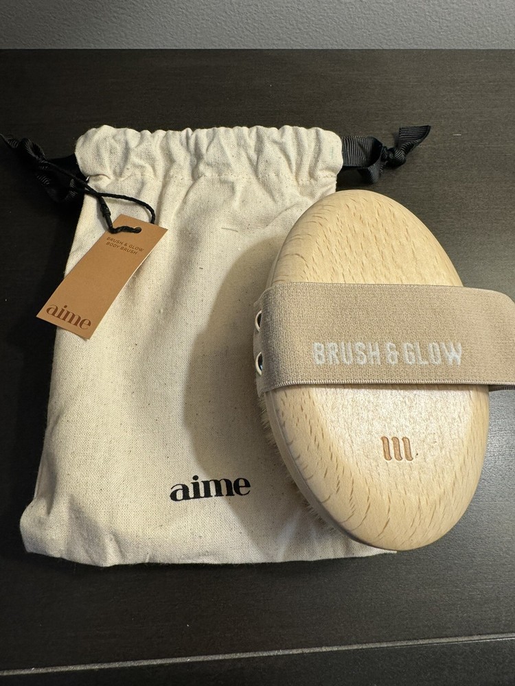 Aime Brush & Glow + Pouch Full Size NEW