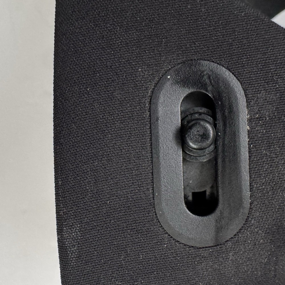 Oculus Rift Black Ergonomic PC-Powered Virtual Reality VR Gaming Headset Only