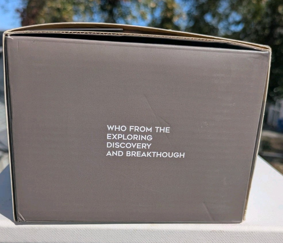 DESTEK V5 VR Headset with Bluetooth Controller