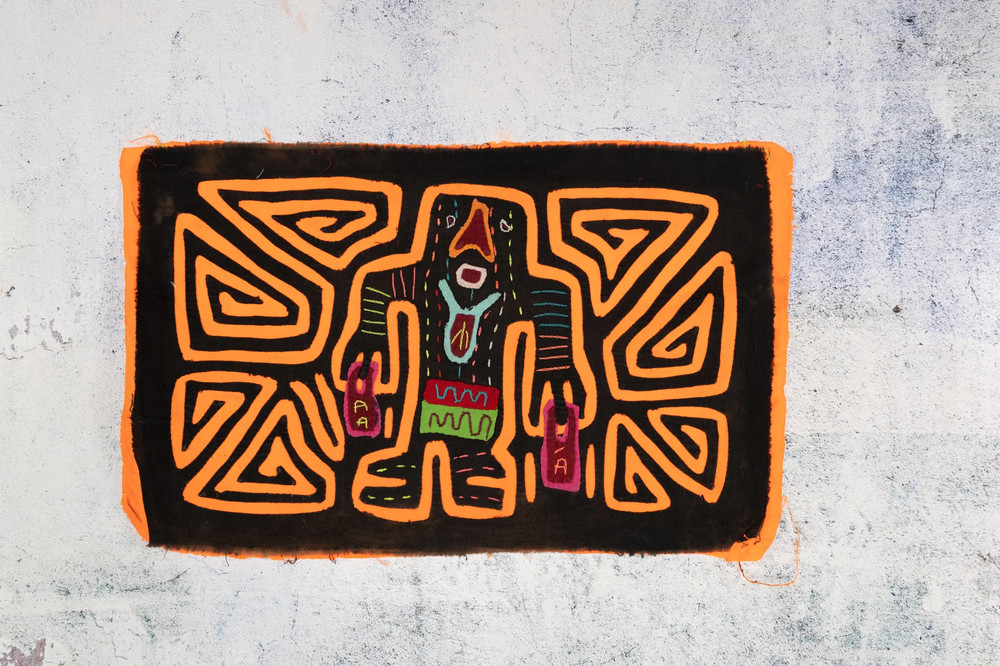 Black And Orange Water Boy Mola