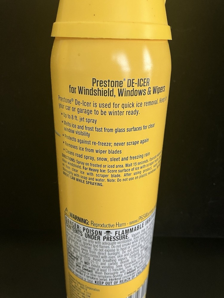 2 Pack-PRESTONE Windshield De-Icer-Spray Canister (17 oz.) Built In Ice Scraper