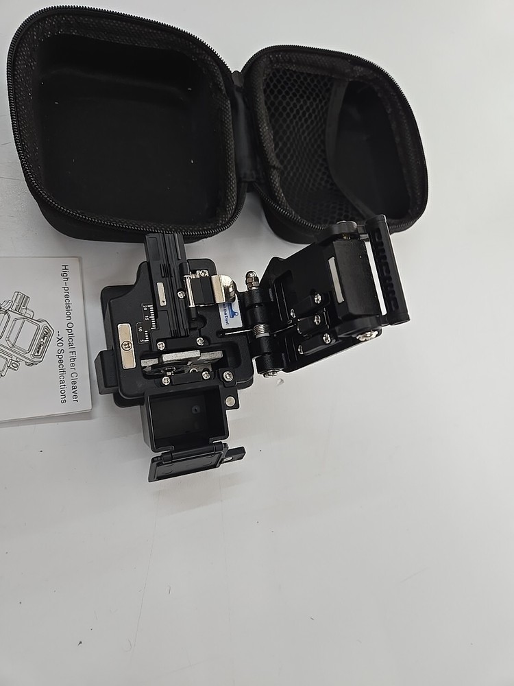 Fiber Optic Cleaver XO W/ Carrying Case