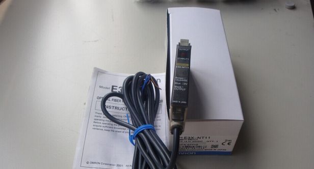 1PC New Omron E3X-NT11 E3XNT11 Photo Sensor Free Ship