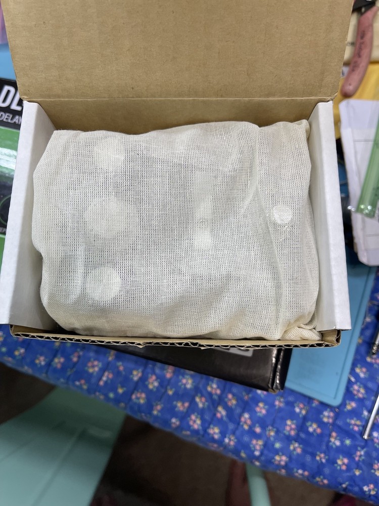 O.C.E. Hammer Heavy Fuzz Pedal w/box