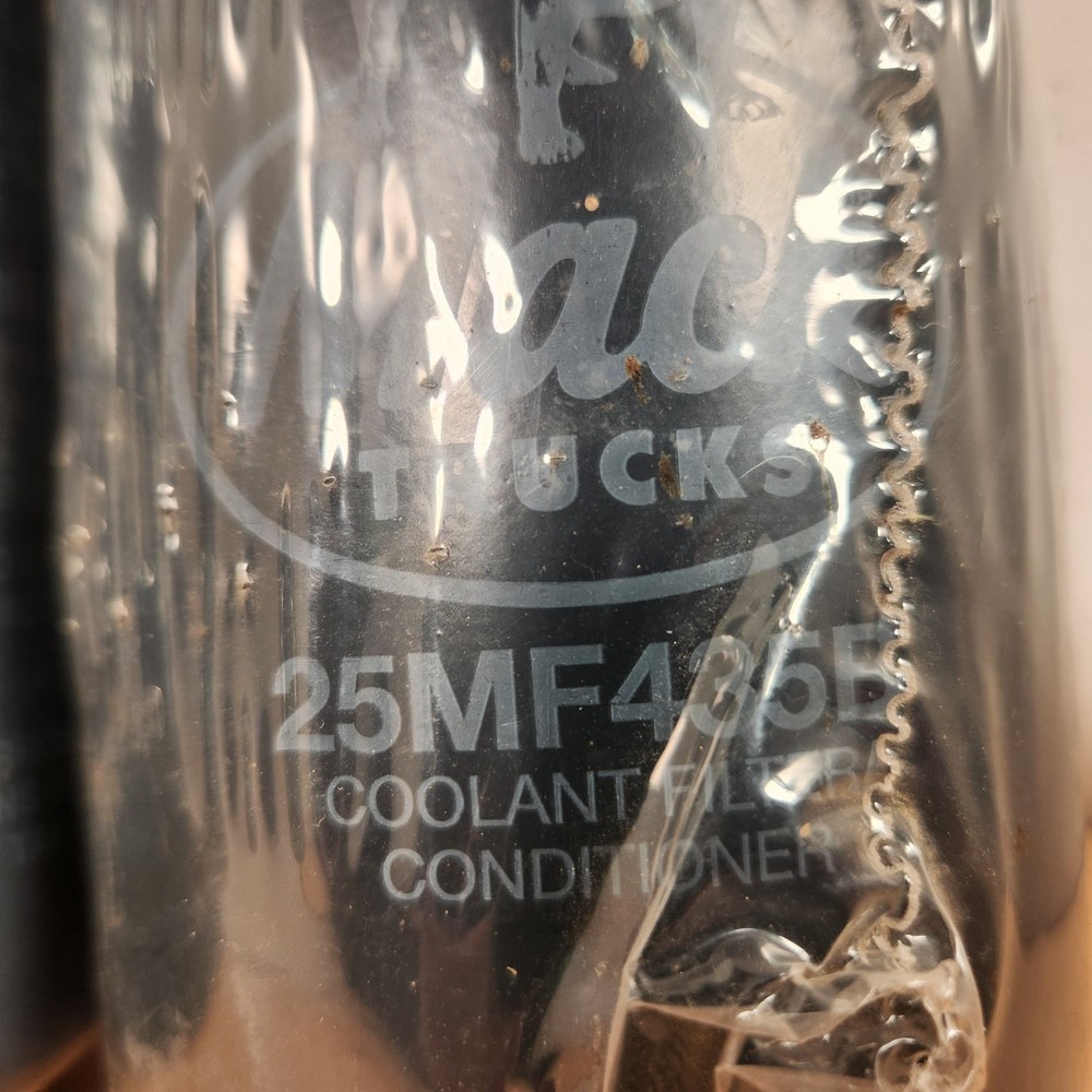 2pcs Mack 25MF435B Coolant filter conditioner