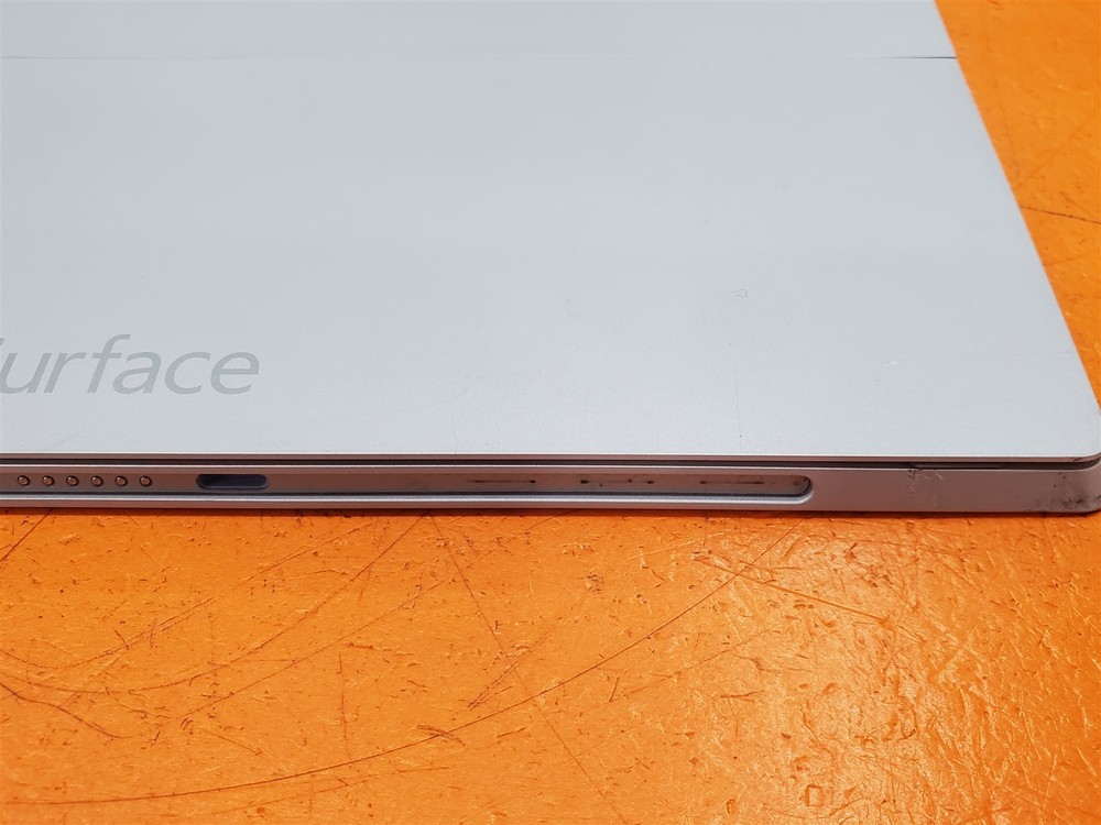 ⭐️⭐️⭐️⭐️⭐️ **DEFECTIVE** Microsoft Windows Surface 1631 128 GB Tablet 12"