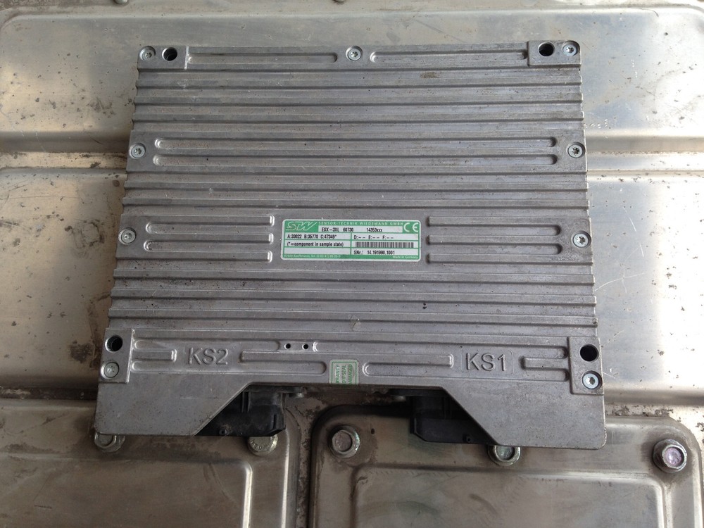 STW Sensor Technik Wiedemann ESX-3XL expandable controller module