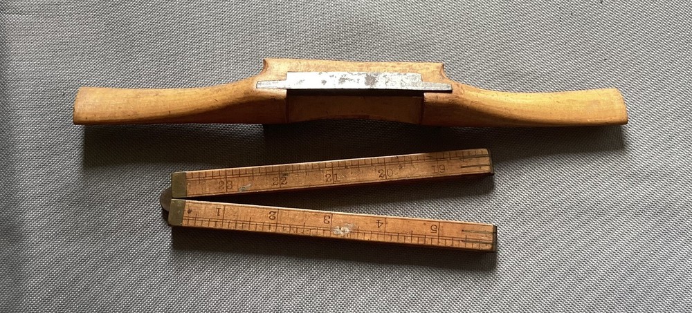 Antique Stanley Carpenter Folding Ruler & VTG Spoke Shave Tool Marked